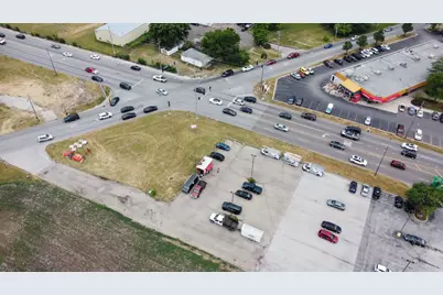 1220 Mitchell Road, Aurora, IL 60507 - Photo 2