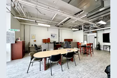 50 S Grove Avenue #D, Elgin, IL 60120 - Photo 4