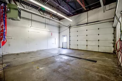 3705 Frontage Road, Peru, IL 61354 - Photo 32