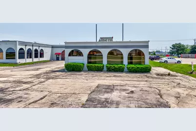 3705 Frontage Road, Peru, IL 61354 - Photo 52