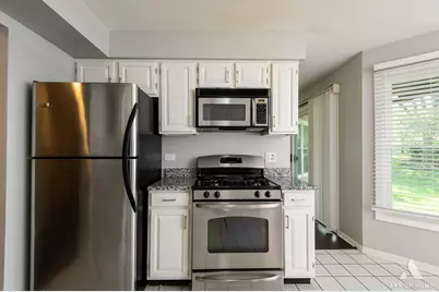 61 Willow Parkway, Buffalo Grove, IL 60089 - Photo 14