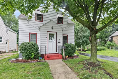 218 Mason Court, Sycamore, IL 60178 - Photo 1