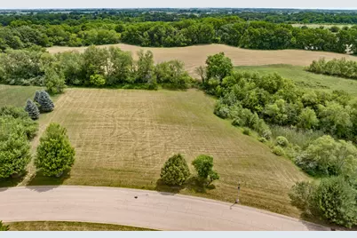 18N647 Ridgefield Boulevard, Huntley, IL 60142 - Photo 4