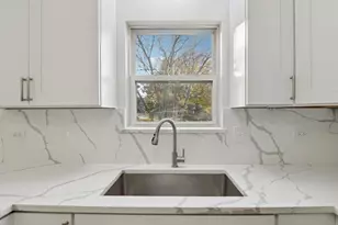 1867 Lake Shore Dr, Romeoville, IL 60446 - Photo 4