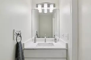 1867 Lake Shore Dr, Romeoville, IL 60446 - Photo 18