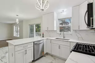 1867 Lake Shore Dr, Romeoville, IL 60446 - Photo 6