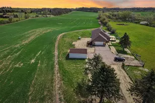 1406 Busse Rd, Marengo, IL 60152 - Photo 2