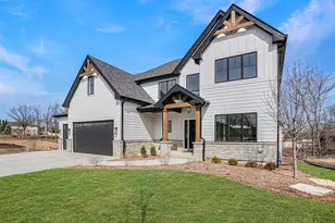 1104 Walter St, Lemont, IL 60439 - Photo 2