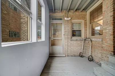 4834 W Henderson Street #1B, Chicago, IL 60641 - Photo 16