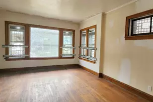 10742 S Prairie Ave, Chicago, IL 60628 - Photo 2