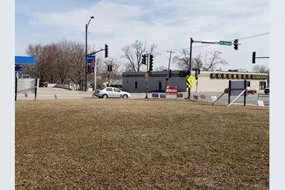 935 E Saint Charles Road, Lombard, IL 60148 - Photo 2