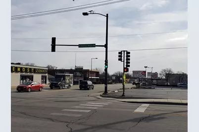 935 E Saint Charles Road, Lombard, IL 60148 - Photo 4