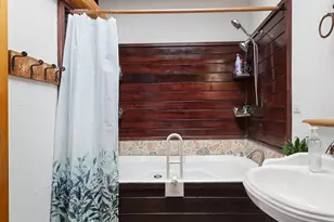 4185 Eastwood Pl, Park City, IL 60085 - Photo 12