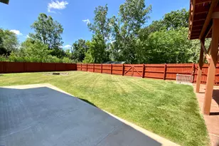 4185 Eastwood Pl, Park City, IL 60085 - Photo 8