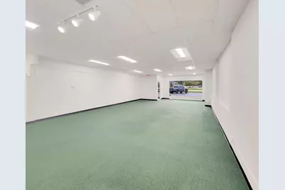 810 Front Street #D, McHenry, IL 60050 - Photo 4