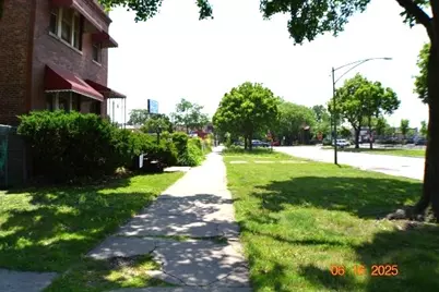 7041 S Wabash Avenue #2, Chicago, IL 60637 - Photo 10