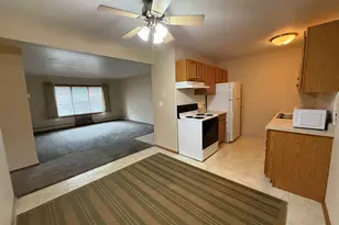 124 N Whistler A-7 Ave, Freeport, IL 61032 - Photo 6