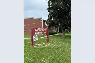 124 N Whistler A-7 Avenue #7, Freeport, IL 61032 - Photo 2