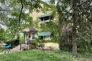 376 N Hickory St, Joliet, IL 60435 - Photo 2