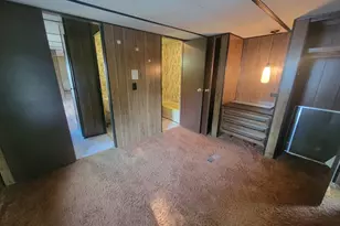 353 W Monroe St, Monticello, IL 61856 - Photo 6