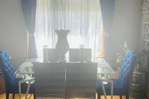 907 E 162nd Pl, South Holland, IL 60473 - Photo 2