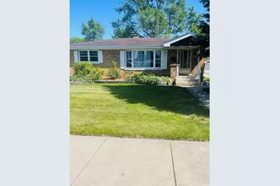 907 E 162nd Place, South Holland, IL 60473 - Photo 1