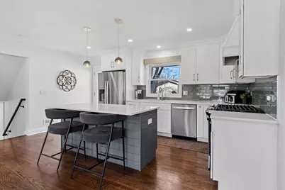 313 W Gartner Road, Naperville, IL 60540 - Photo 4