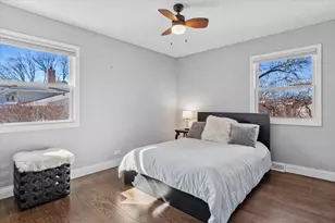 313 W Gartner Rd, Naperville, IL 60540 - Photo 12