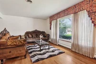 949 E 170th Street, South Holland, IL 60473 - Photo 4