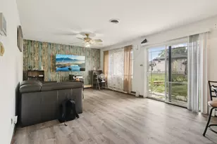 949 E 170th St, South Holland, IL 60473 - Photo 10