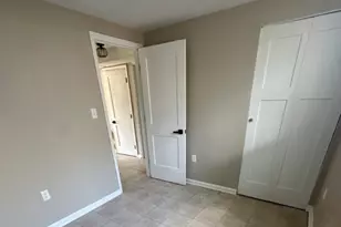 221 Murphy Dr, Romeoville, IL 60446 - Photo 10