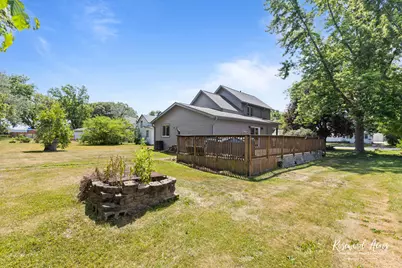 409 E Main Street, Peotone, IL 60468 - Photo 20