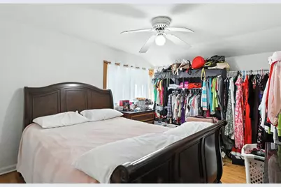 3814 W Sherwin Avenue, Lincolnwood, IL 60712 - Photo 16