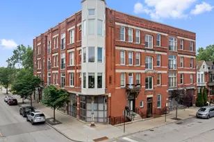 765 E 41st St, Chicago, IL 60653 - Photo 1