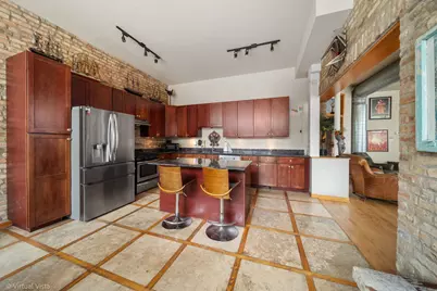 765 E 41st Street #1A, Chicago, IL 60653 - Photo 4