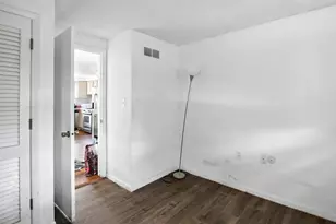 406 Madison St, Joliet, IL 60435 - Photo 34