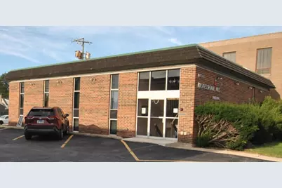 10540 W Cermak Road, Westchester, IL 60154 - Photo 2