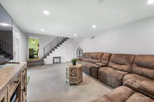 911 N Quince Ln, Mount Prospect, IL 60056 - Photo 10