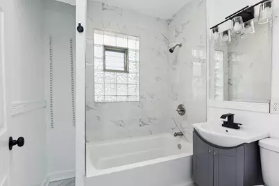 6541 S Hermitage Avenue, Chicago, IL 60636 - Photo 10