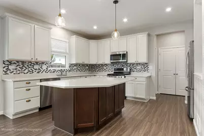 2003 Seaview Drive, Aurora, IL 60503 - Photo 6