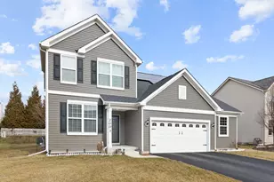 2003 Seaview Dr, Aurora, IL 60503 - Photo 4