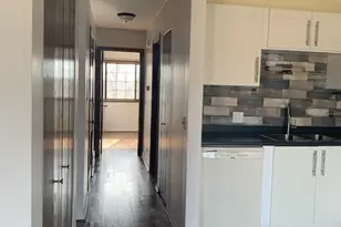 350 Woodridge Cir, South Elgin, IL 60177 - Photo 8
