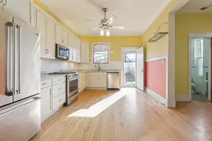 2721 W Prindiville St, Chicago, IL 60647 - Photo 2