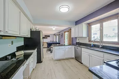 1532 Petersham Lane, Schaumburg, IL 60173 - Photo 6