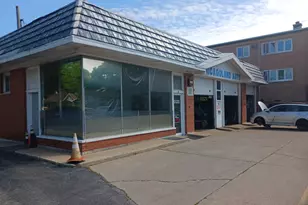 62 Chicago Ave, Oak Park, IL 60302 - Photo 1