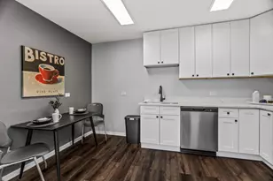 4811 Main St, Skokie, IL 60077 - Photo 22