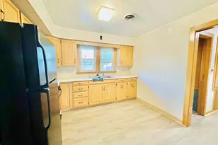 907 Polk St, Streator, IL 61364 - Photo 6