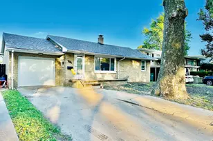 907 Polk St, Streator, IL 61364 - Photo 2