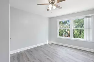 7630 N Eastlake Terrace, Chicago, IL 60626 - Photo 8