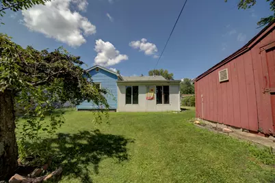 525 E Hickory Street, Watseka, IL 60970 - Photo 4